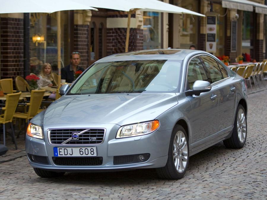  Volvo S80 V8 2007 года  (фото 25 из 69)